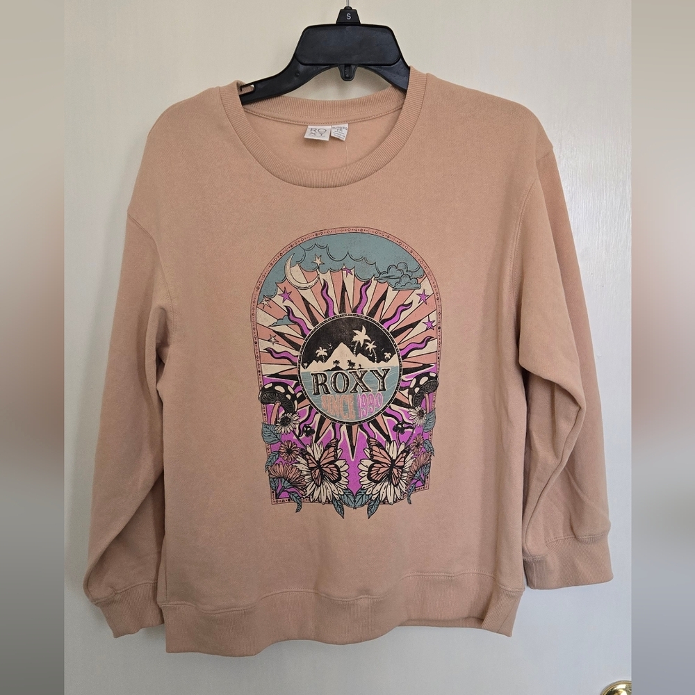 Roxy Graphic Sweatshirt in Tan